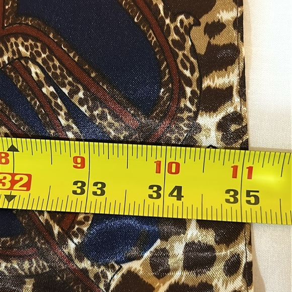 R-2222- Scarf Women's 100 % Polyester NWT - Picture 6 of 6